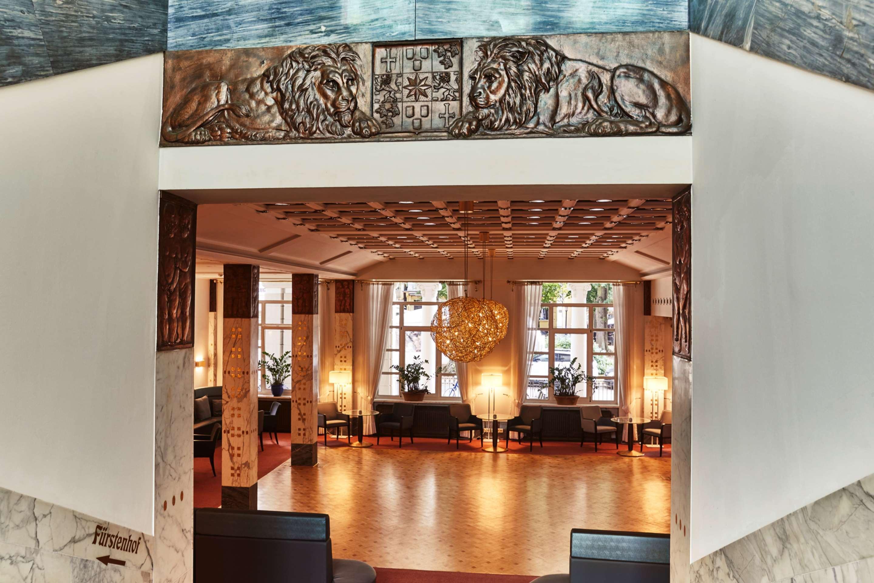 Steigenberger Hotel & Spa Bad Pyrmont Eksteriør billede The interior of the hotel