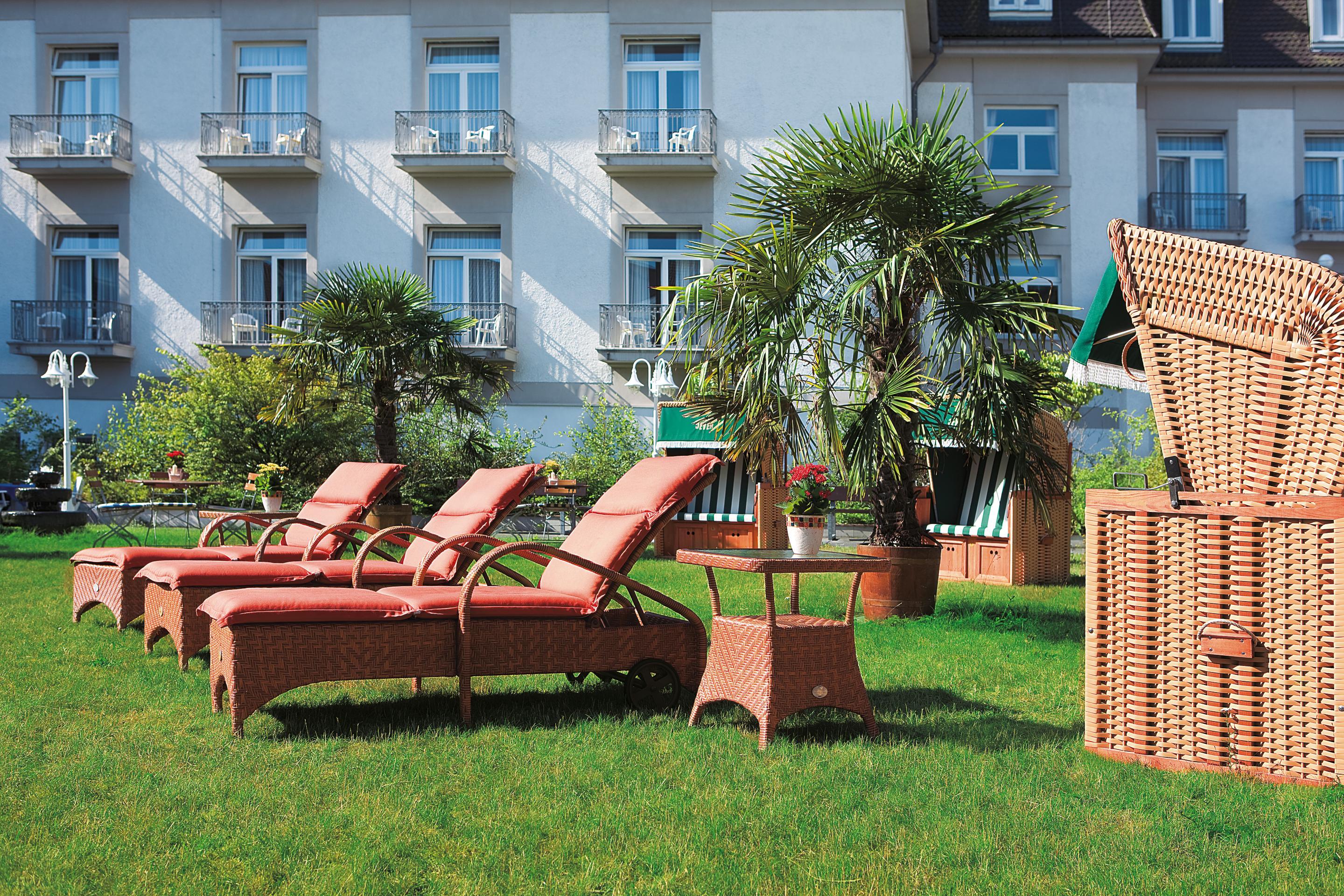 Steigenberger Hotel & Spa Bad Pyrmont Eksteriør billede The garden