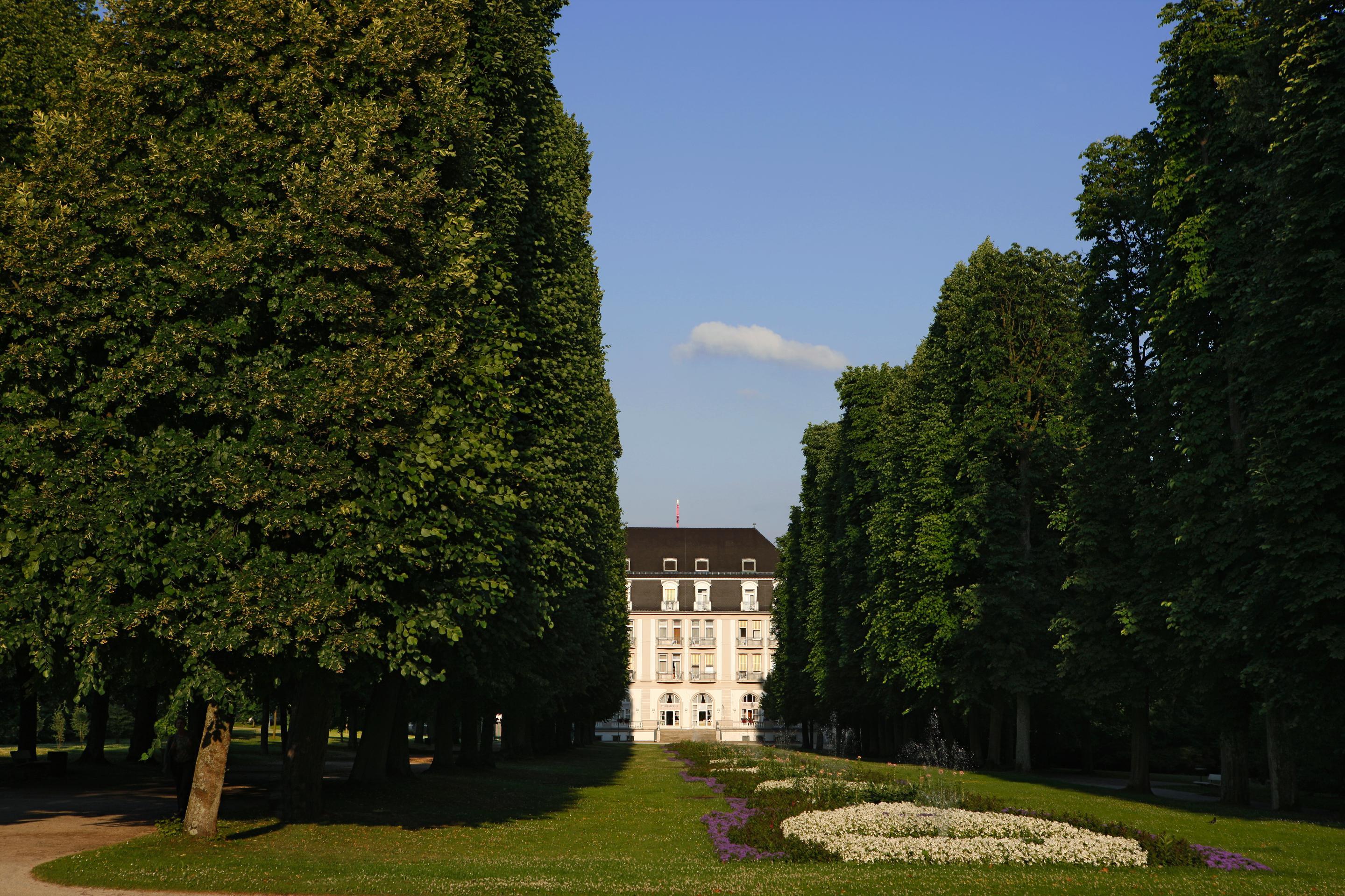 Steigenberger Hotel & Spa Bad Pyrmont Eksteriør billede The park